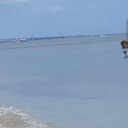 Jolie Villa Santa Avec Piscine Pointe-aux-Piments Bagian luar foto