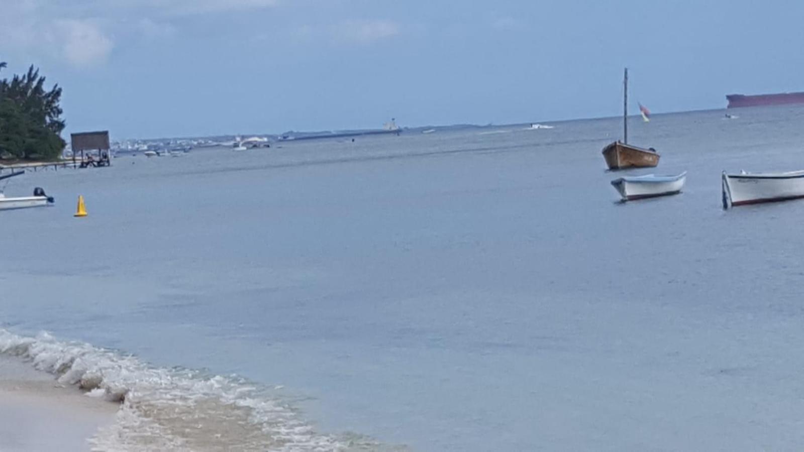 Jolie Villa Santa Avec Piscine Pointe-aux-Piments Bagian luar foto