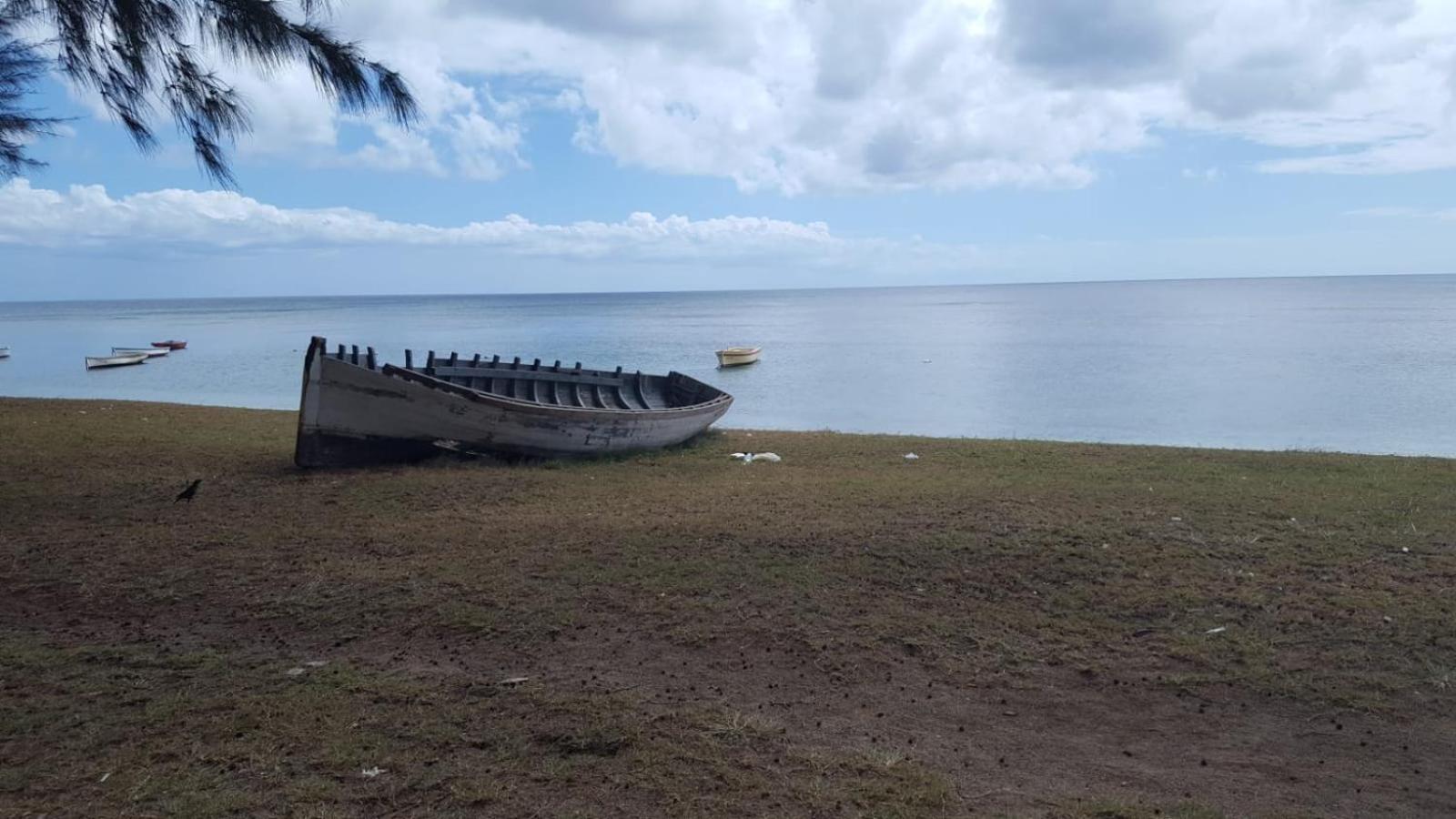 Jolie Villa Santa Avec Piscine Pointe-aux-Piments Bagian luar foto