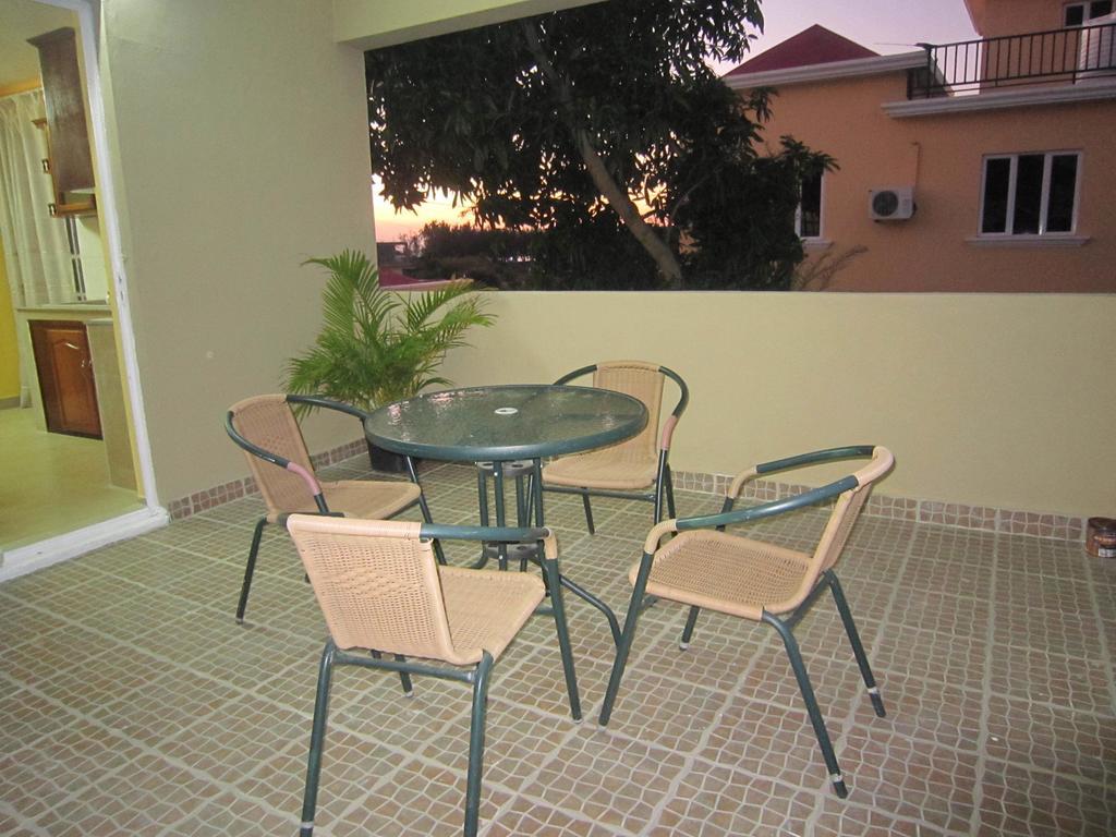 Jolie Villa Santa Avec Piscine Pointe-aux-Piments Bagian luar foto