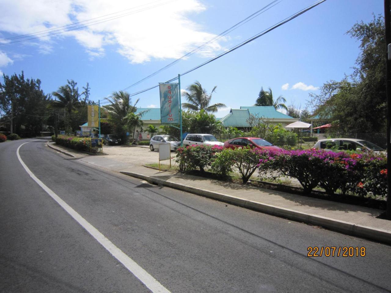 Jolie Villa Santa Avec Piscine Pointe-aux-Piments Bagian luar foto