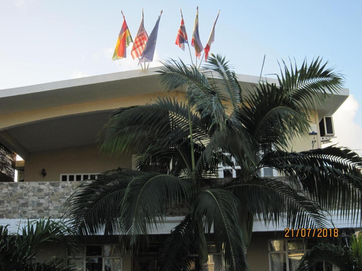 Jolie Villa Santa Avec Piscine Pointe-aux-Piments Bagian luar foto
